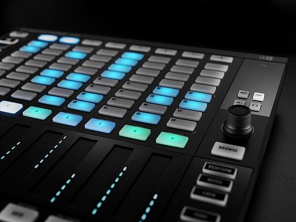 open zoom image for Native Instruments Maschine Jam Grid Controller, Close View
