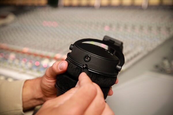open zoom image for Beyerdynamic DT 1770 PRO MKII Closed-Back Studio Headphones, New, In Use