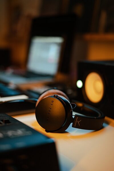 open zoom image for Beyerdynamic DT 700 PRO X Closed-Back Studio Headphones, New, In Use