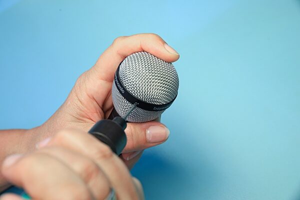 open zoom image for Beyerdynamic M 88 Hypercardioid Dynamic Vocal Microphone, V2, Open Box (Like New), In Use