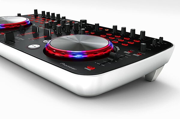 open zoom image for Pioneer DDJ-ERGO Compact DJ Controller, Closeup