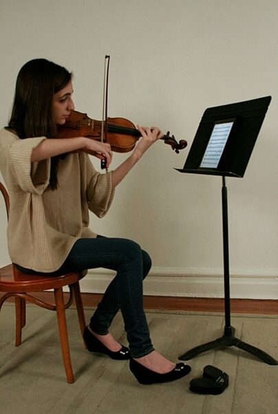 open zoom image for Page Flip Cicada Wireless Sheet Music Turner Bluetooth Pedal, In Use 3