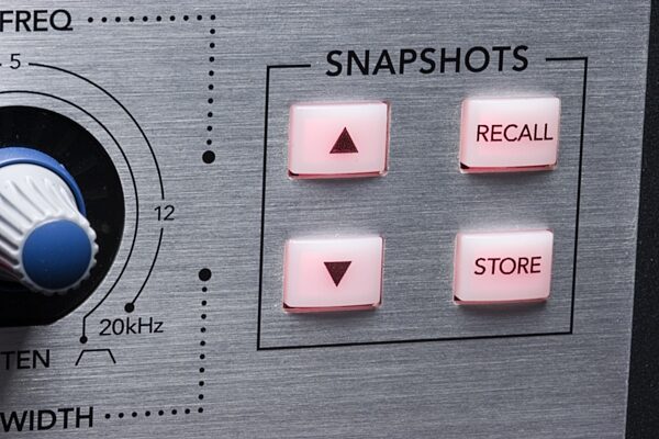 open zoom image for Mackie QuadCompGate 4-Channel Digital Compressor/Gate, Store Recall