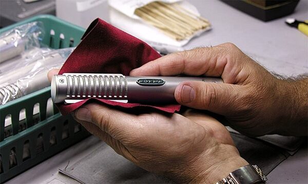open zoom image for Royer Labs R-121 Dynamic Passive Ribbon Microphone, Single Microphone, Action Position Back