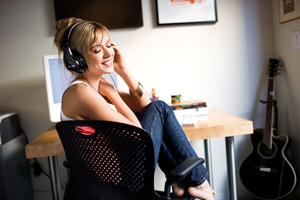 open zoom image for Shure SRH240A Studio Headphones, Glamour View