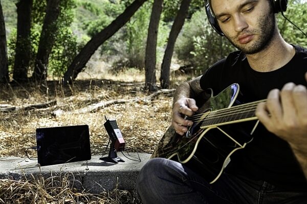 open zoom image for Line 6 Sonic Port VX Audio Interface with Stereo Microphone, Glam View 10