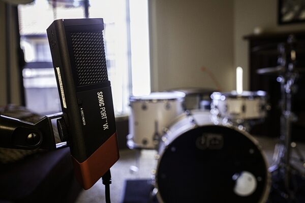 open zoom image for Line 6 Sonic Port VX Audio Interface with Stereo Microphone, Glam View 4