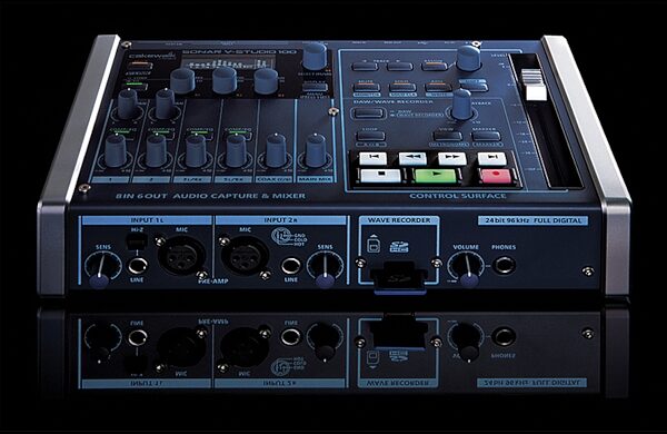 open zoom image for Cakewalk V-Studio 100 Control Surface, Glamour View 2