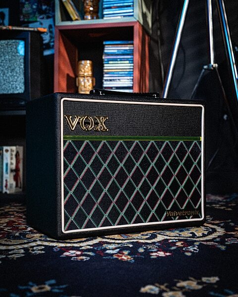 open zoom image for Vox VT20X Modeling Guitar Combo Amplifier (20 Watts, 1x8"), Classic Blue, Action Position Back