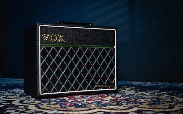 open zoom image for Vox VT20X Modeling Guitar Combo Amplifier (20 Watts, 1x8"), Classic Blue, Action Position Back
