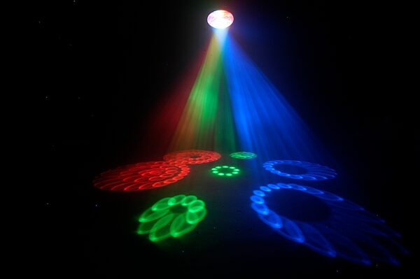 open zoom image for Chauvet Vue III LED Moonflower Light, Effect 3