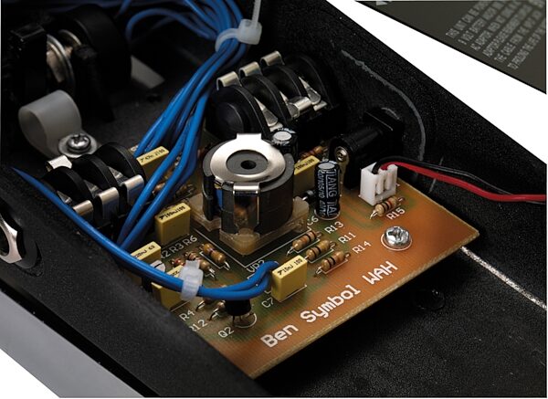open zoom image for BBE Wah Wah Pedal, Details