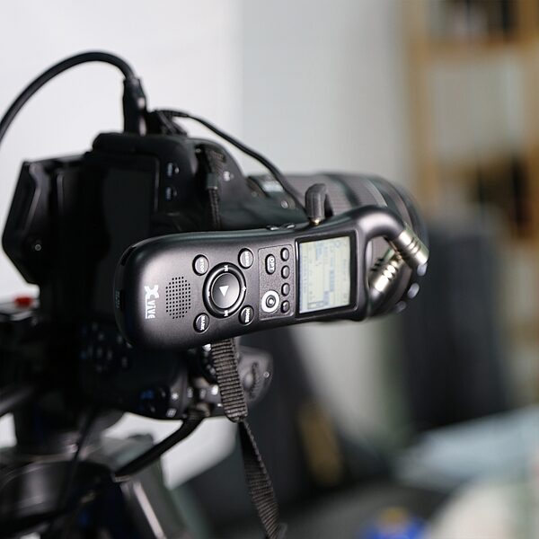 open zoom image for Xvive XV1-R Portable Digital Stereo Recorder, New, Action Position Back