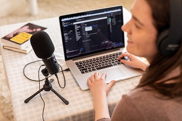 open zoom image for Zoom ZUM-2 Large-Diaphragm Condenser USB Microphone, New, Action Position Front