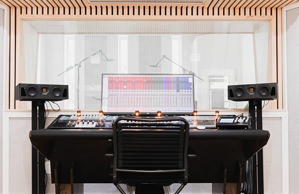 open zoom image for ADAM Audio A44H Active Studio Monitor, Single Speaker, Action Position Front