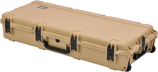 open zoom image for SKB 3i Series Waterproof Rolling Acoustic Guitar Case, Tan, 3I-4217-18T, Tan Front Angle
