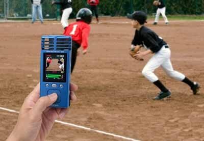 open zoom image for Zoom Q3 Handy Video Recorder, In Use - Sports
