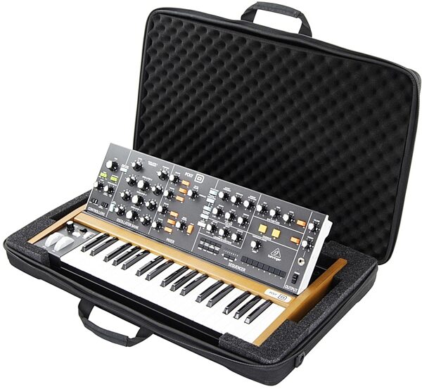 open zoom image for Odyssey BPOLYD Gig Bag for Behringer Poly D, Action Position Back
