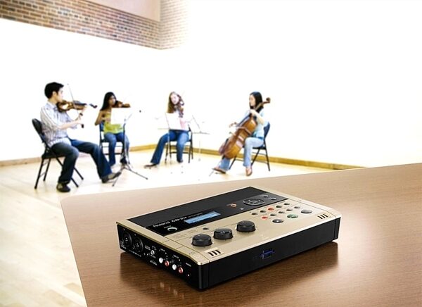 open zoom image for Roland CD-2U SD/CD Recorder, Glamour View