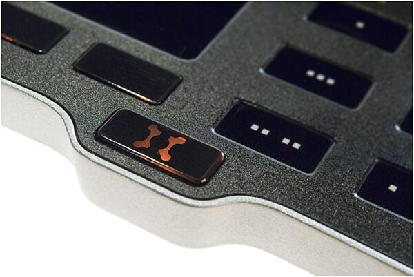 open zoom image for EKS Otus DJ Controller Audio Interface, Closeup 3