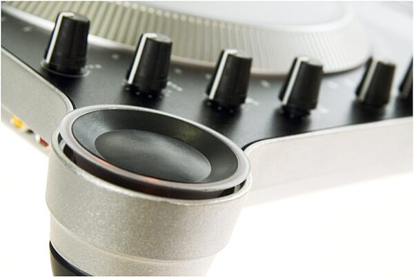 open zoom image for EKS Otus DJ Controller Audio Interface, Closeup 4