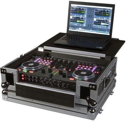 open zoom image for American Audio VMS4 Flip-Style Case, Main
