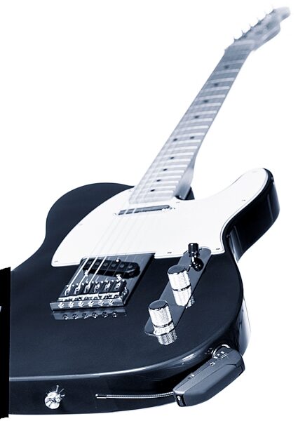 open zoom image for AKG WMS40 Pro Universal Set Single Wireless Guitarbug System, In Action 1