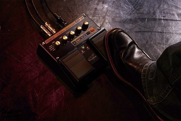 open zoom image for Roland GR-D V-Guitar Distortion Pedal, Glamour View 1
