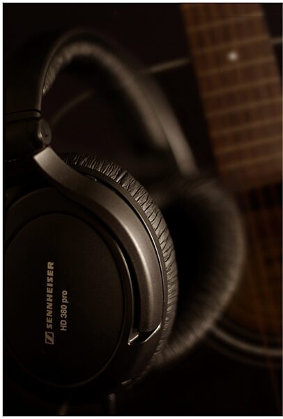 open zoom image for Sennheiser HD380 Pro Closed Headphones, Glamour Shot