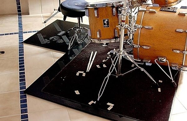 open zoom image for Auralex HD64GIG Hoverdeck Drum Isolation Platform, In Application 1
