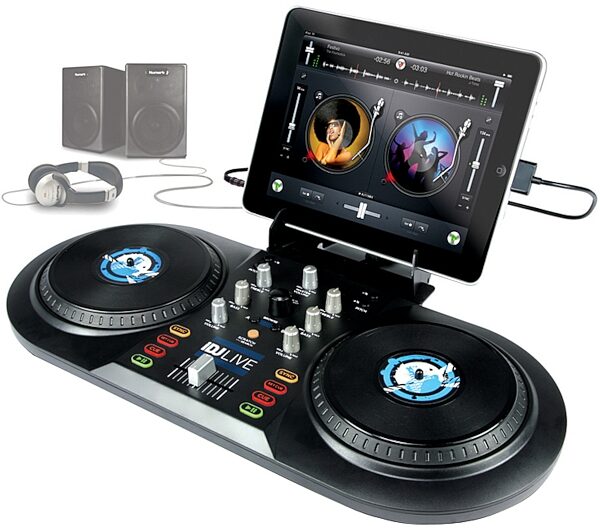 open zoom image for Numark iDJ Live iPad DJ Software Controller, In Use