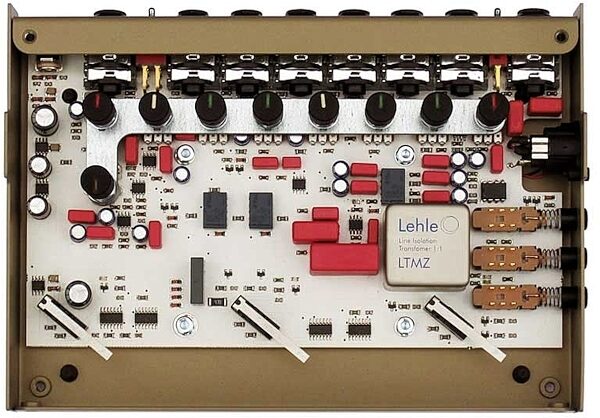 open zoom image for Lehle Acouswitch IQ DI Acoustic Guitar Preamp and Direct Box, Inside