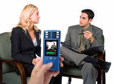 open zoom image for Zoom Q3 Handy Video Recorder, In Use - Reporting