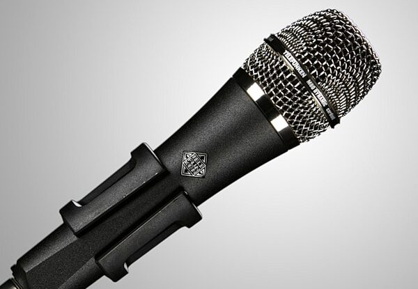 open zoom image for Telefunken M80 Supercardioid Dynamic Microphone, Black and Chrome, In Use