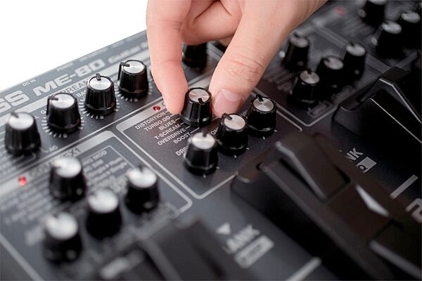 open zoom image for Boss ME-80 Guitar Multi-Effects Pedal, Tweaking