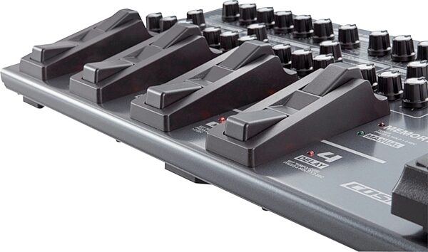 open zoom image for Boss ME-80 Guitar Multi-Effects Pedal, Pedals Closeup