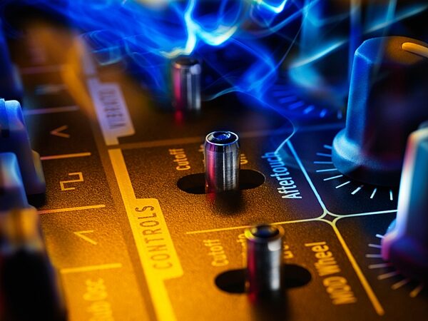 open zoom image for Arturia MiniBrute Analog Keyboard Synthesizer, 25-Key, Control