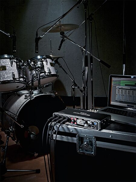 open zoom image for Roland UA-1010 Octa-Capture USB 2.0 Audio Interface, In Use  in the Studio