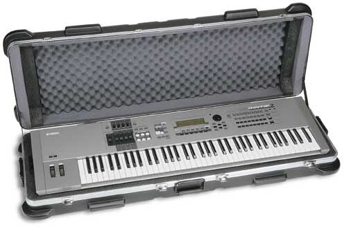 open zoom image for Yamaha YCMOTIF7 Hardshell Synthesizer Case, Main