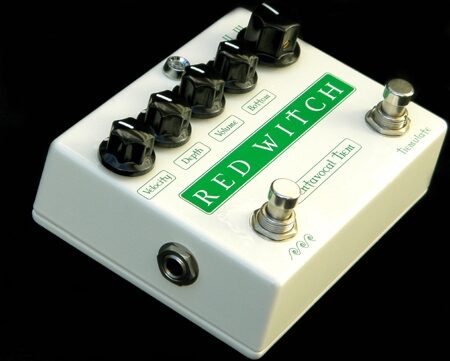 open zoom image for Red Witch Pentavocal Tremolo Pedal, Side View