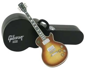 open zoom image for Gibson Collector Series Les Paul Flash Drive, Drive and Case