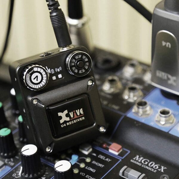 open zoom image for Xvive U4T9 Digital Wireless In-Ear Monitor System with T9 Earphones, New, In Use