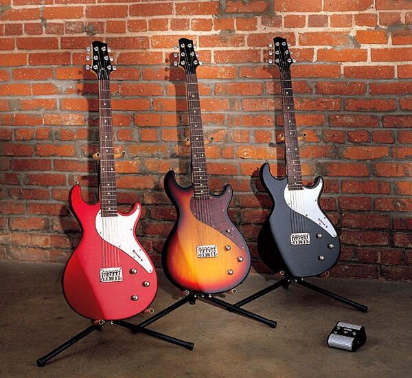 open zoom image for Line6 Variax 500 Modeling Guitar (With Gig Bag), Group Shot
