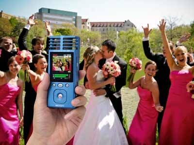 open zoom image for Zoom Q3 Handy Video Recorder, In Use - Wedding