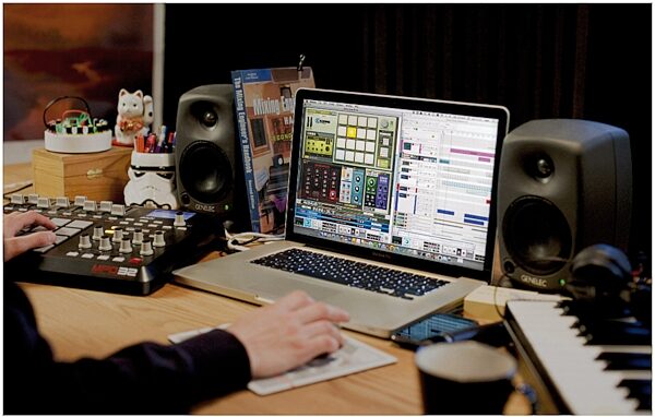open zoom image for Propellerhead Reason (Mac and Windows), In Use