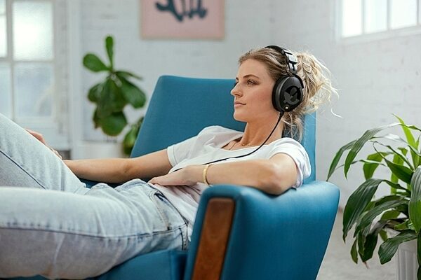 open zoom image for Rode NTH-100 Over-Ear Monitor Headphones, Black, Action Position Back