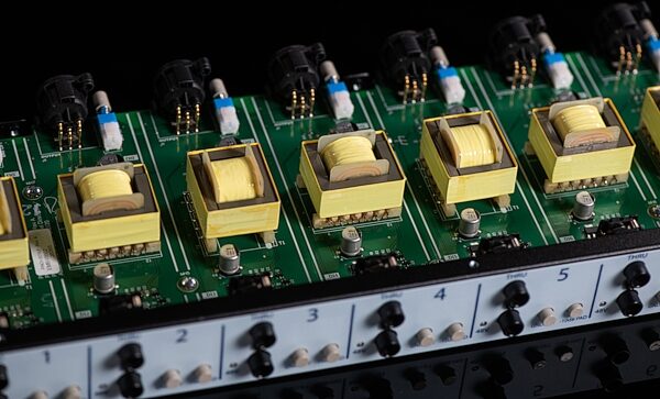 open zoom image for Rupert Neve Designs RNDI-8 8 Channel DI Rack, New, Action Position Back