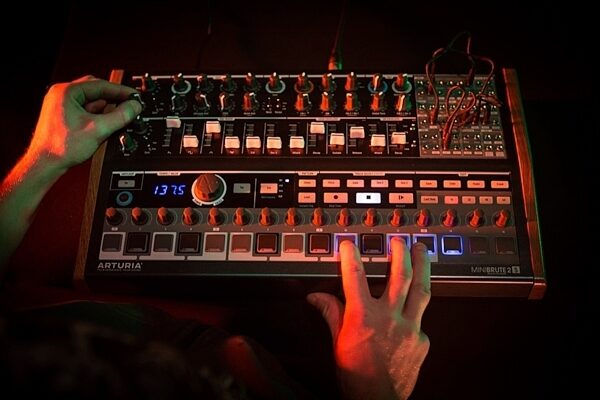 open zoom image for Arturia MiniBrute 2S Analog Desktop Synthesizer, ve