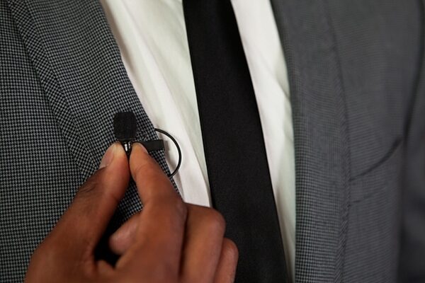 open zoom image for Rode smartLav iOS Compatible Lavalier Microphone, Glamour View 4