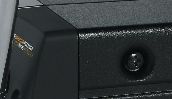 open zoom image for AKG SR40 TD Wireless System with D880M Microphone and TM40 Transmitter, SR 40 D Case Closeup